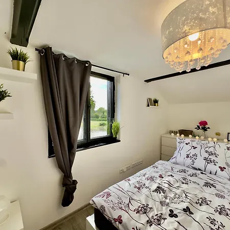 Casa de Férias Eliska Golcuv Jenikov